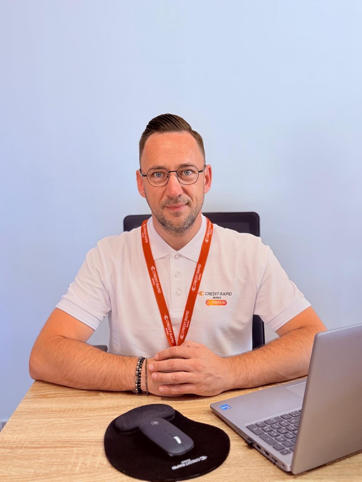 Paul Petrut — Consultant credite Credit Rapid Mureș